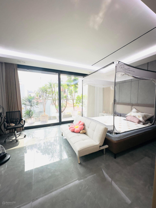 Nhà Yên Lạc cần bán, 80m2, 6 tầng, thang máy, 35.2 tỷ